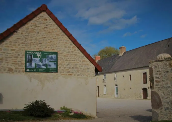 Angoville44 Bed & Breakfast 3*